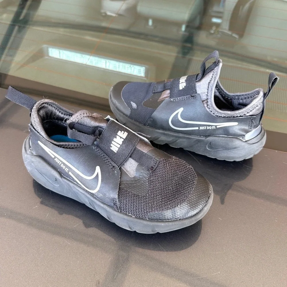 Nike Flex Runner 2 Little Kids Road Running Shoes Size 13 -‎ 13.5 Black Sneakers
